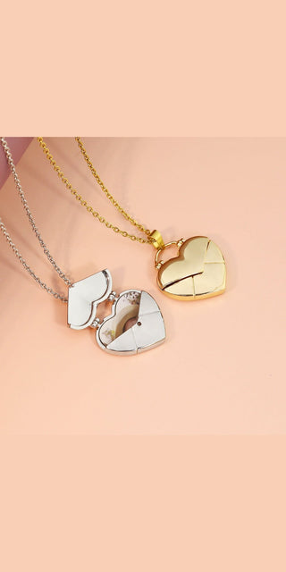 Stylish heart-shaped pendant necklace with photo frame design from K-AROLE. Trendy, versatile accessory for women's fashion.