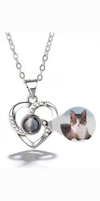 Elegant Silver Heart-Shaped Pendant Necklace with Sparkling Accents and Pet Photo Projection