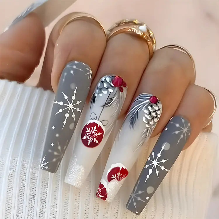 24pcs Christmas False Nails Hat Striped Snowflake Nail Art