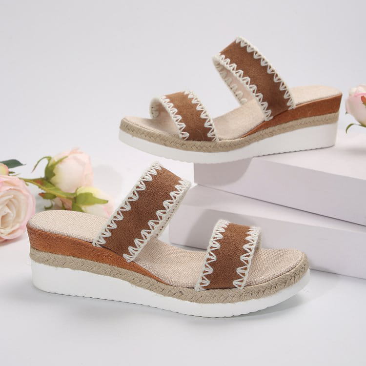 Stylish Suede Sandals Image 12