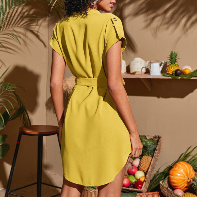 Robe à manches courtes et col en V avec ceinture, tenue d'été tendance avec nœud papillon pour femme