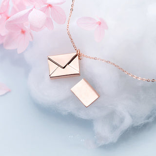 K-AROLE™️ Elegant Origami Paper Pendant Necklace for Women - Minimalist Geometric Jewelry Gift