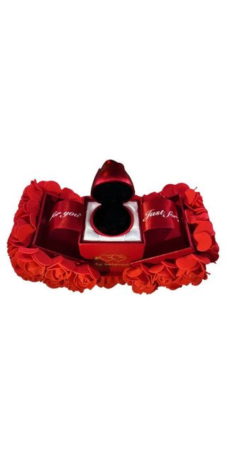 Colier cutie cadou bijuterii cu trandafir din spumă metalică