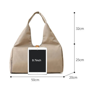 Versatile beige duffle bag with dimensions of 50cm x 32cm x 20cm, suitable for women's yoga, sports, and travel essentials, featuring a tablet pocket for convenient access.