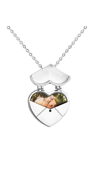 Elegant Heart-Shaped Photo Locket Pendant Necklace with Silver Tone Chain
