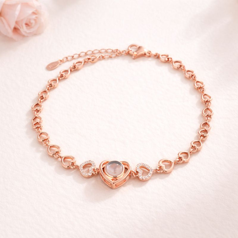 Luxury rose gold heart projection bracelet revealing a secret photo – personalized jewelry by K-AROLE