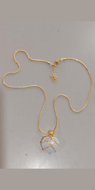 Delicate Gold Moonstone Necklace - Chic Jewelry Accessory for Elegant Women