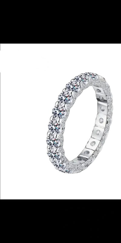 Charmed Moissanite Ring - Silver / 4.5