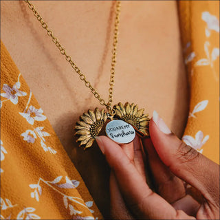 K-AROLE™️ Luminous Sunflower Pendant Necklace - bijoux