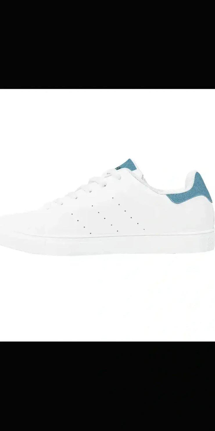 Skyline sneakers low top shoes