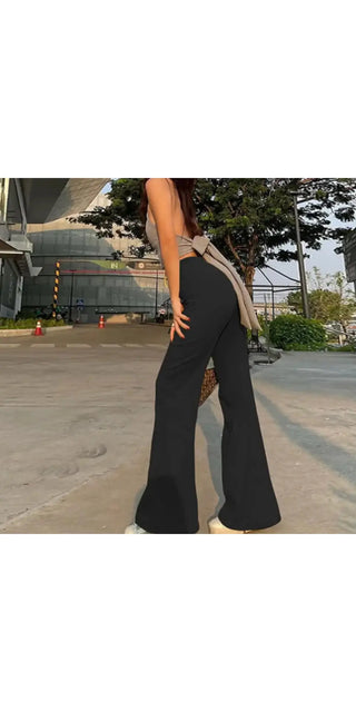 Stylish black wide-leg pants with a high-waisted design, featuring an elegant and flattering silhouette for a chic, modern look.